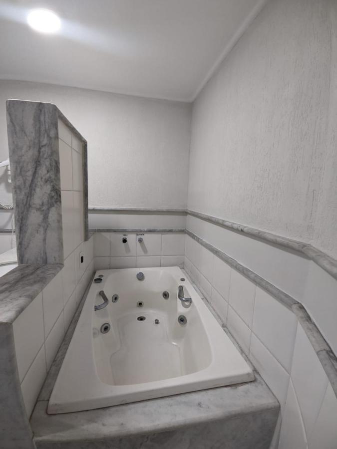 Horto Executivo Hotel Ипатинга Екстериор снимка
